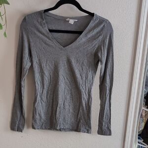 Forever 21 Charcoal Long Sleeve V-Neck Tee Size S